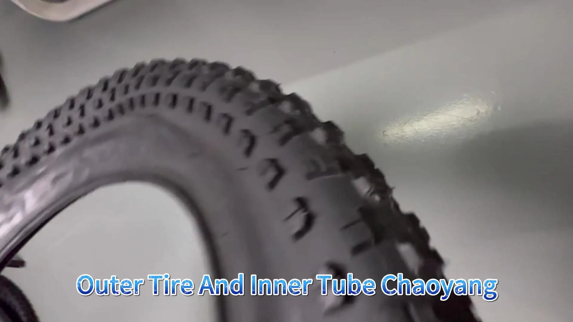 チャオヤン20インチ自転車タイヤ20*4.0電動自転車アウタータイヤと