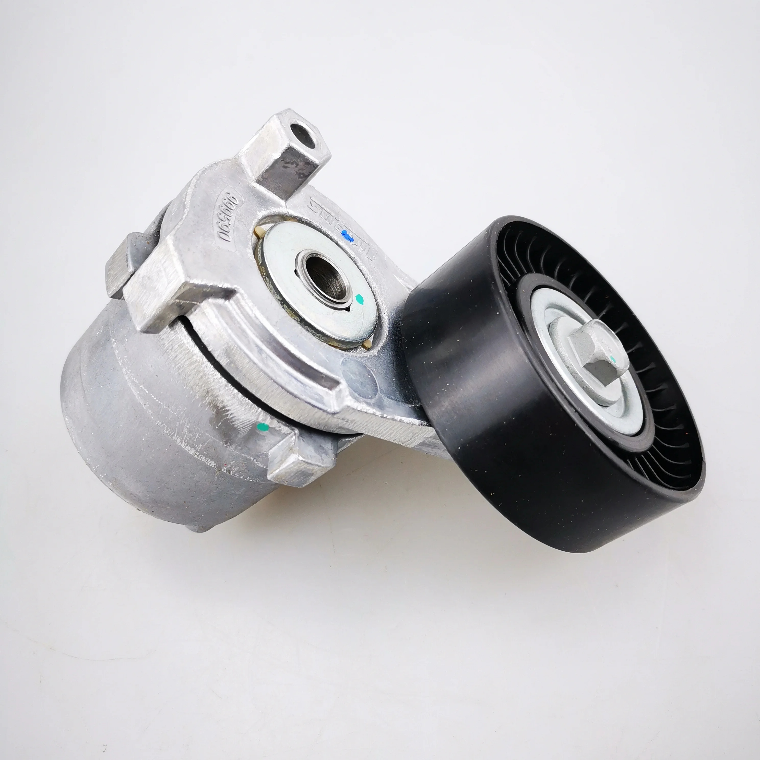 SAIC MAXUS V80 Automatic Drive Belt Tensioner C00001524