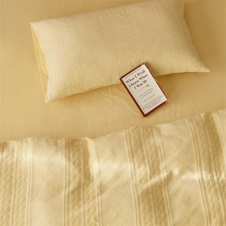 Factory Cotton Three Layers Bedding Sets Classic Design Pillowcase Bed