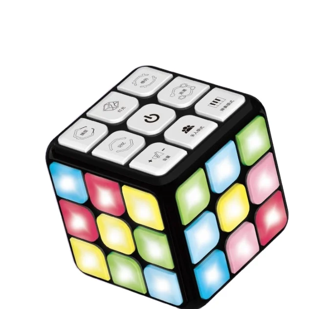 2021 New Design Flashing Cube Electronic Memory Brain Game Handheld Flashing Musical Cube 
