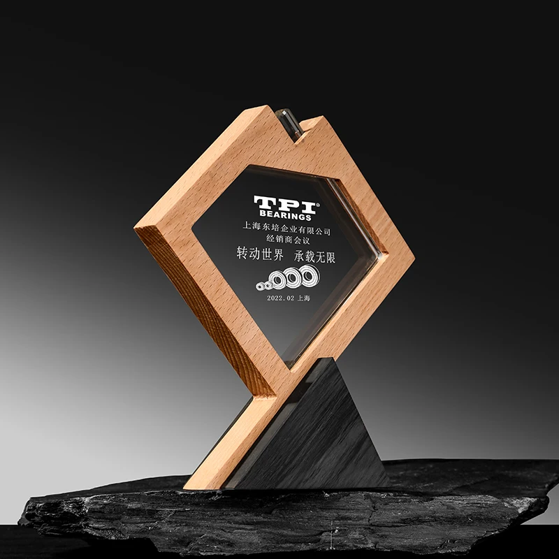 New Design Wooden Crystal Academic Trophy 10th/20th Anniversary Company Awards Laser Engraved Decorative Sports Music Model factory