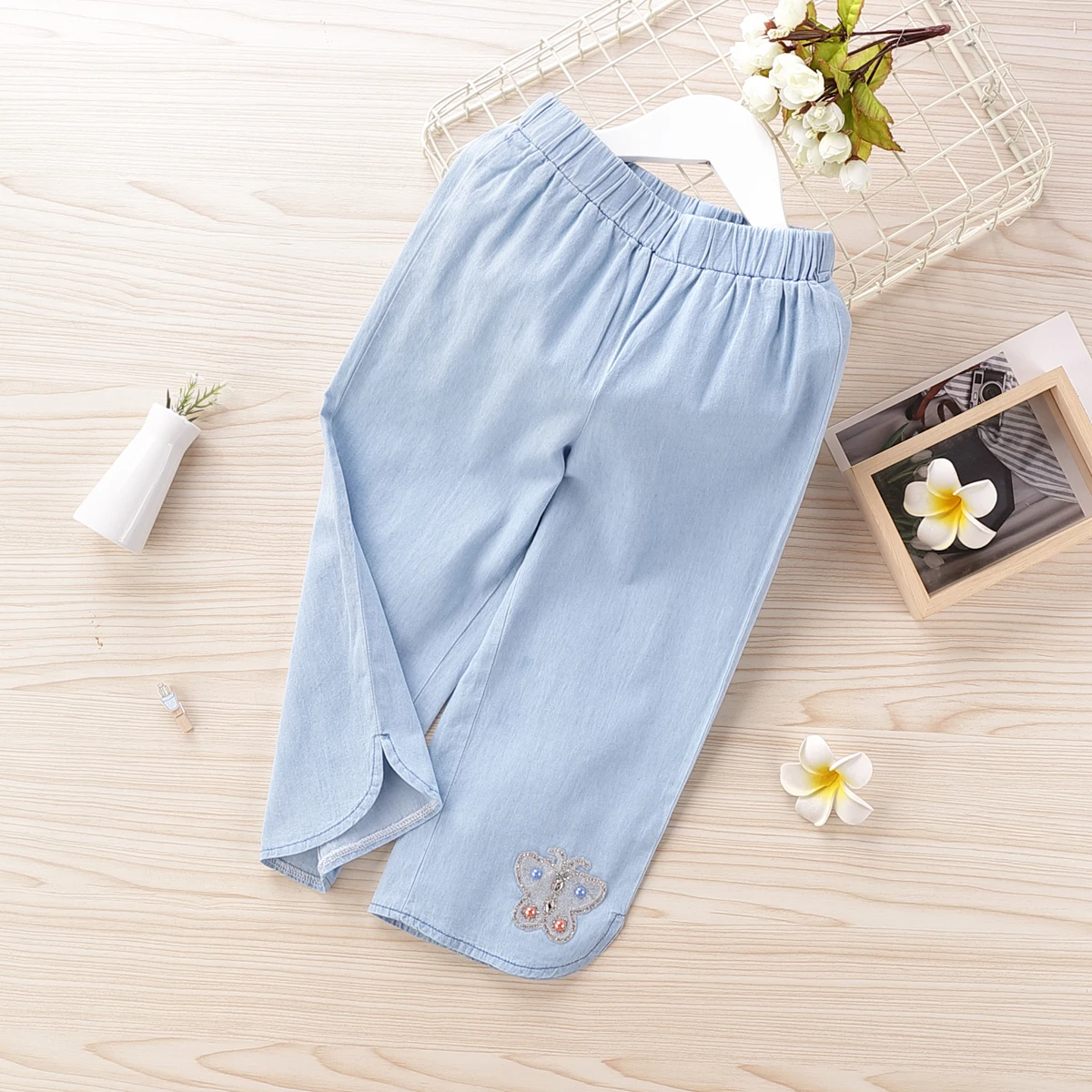 
New Toddler Girl Clothes Loose Elastic Waist Butterfly Solid Long Denim Baby Pants Autumn Winter Kids Jeans Baby Clothes 3-7Y 