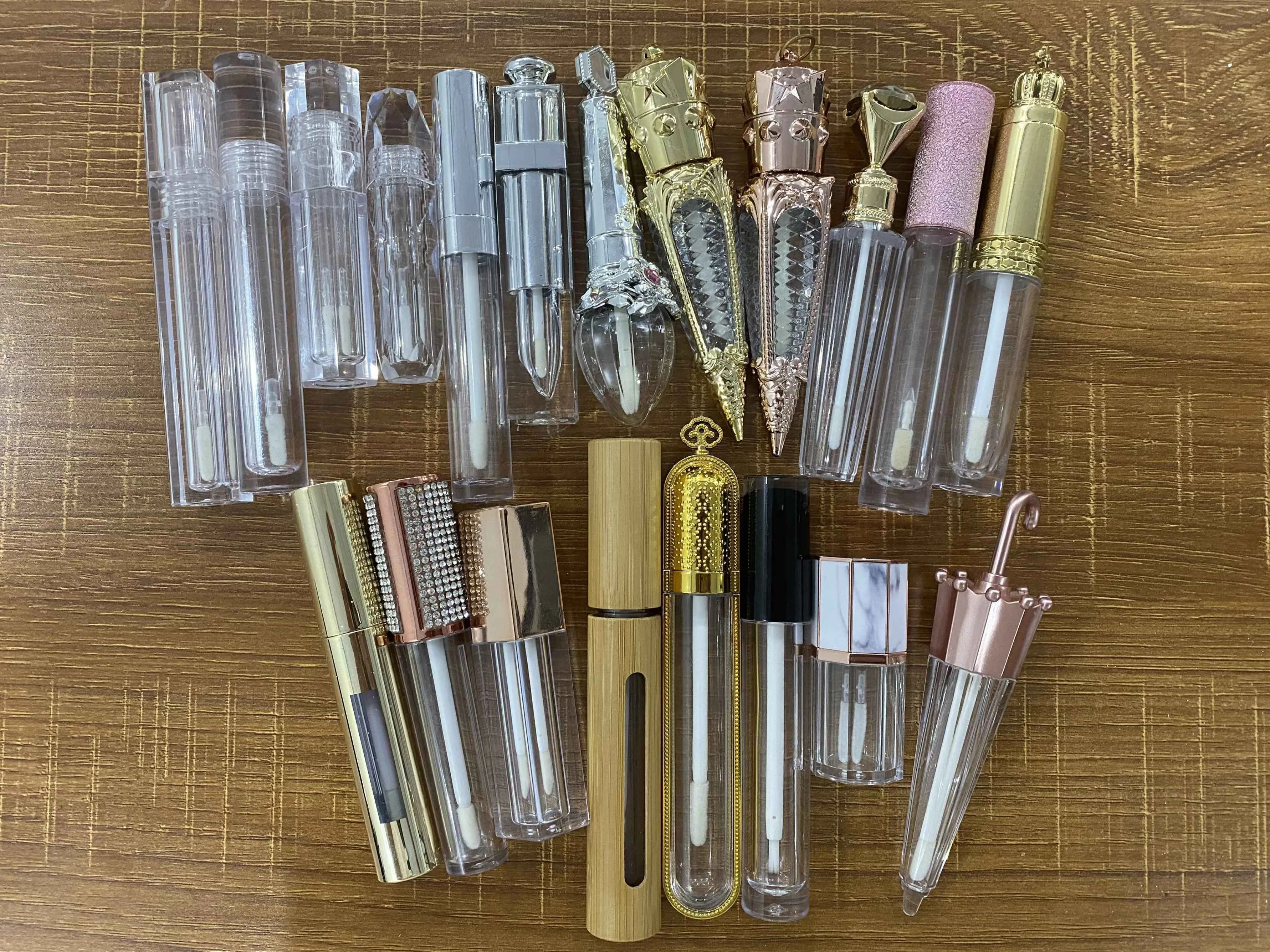 Good Quality Wholesale Plastic Lipgloss Squeeze Tubes 8ml 15ml Lip