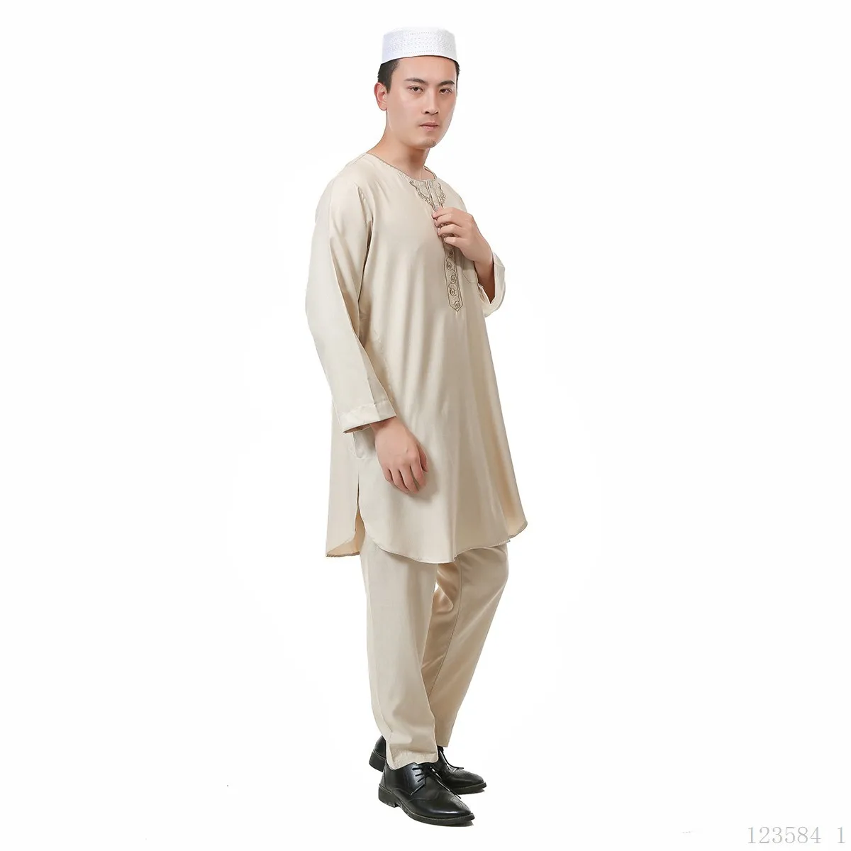 Wholesale Islamic Muslim Custom Baju Kurung Abaya Middle East Men's ...