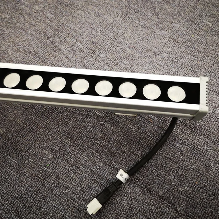 
1000mm ip65 battery 12x12w focus led build in dmx controller rgbw linear flood shield wall washer light 