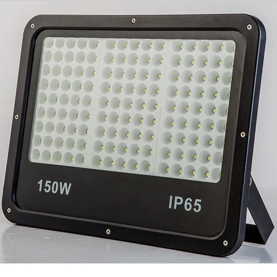 Flood Light1.JPG