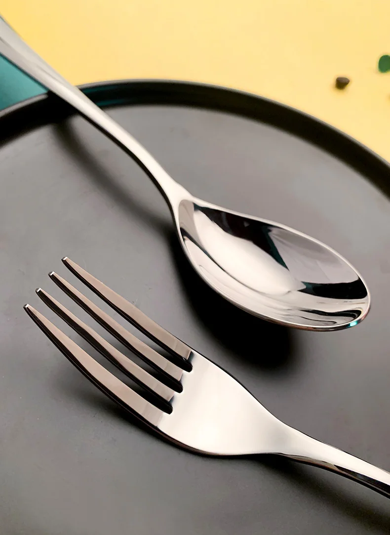 High Quality Hotel Cutlery Simplicity Stainless Steel 18/10 Cutlery Set