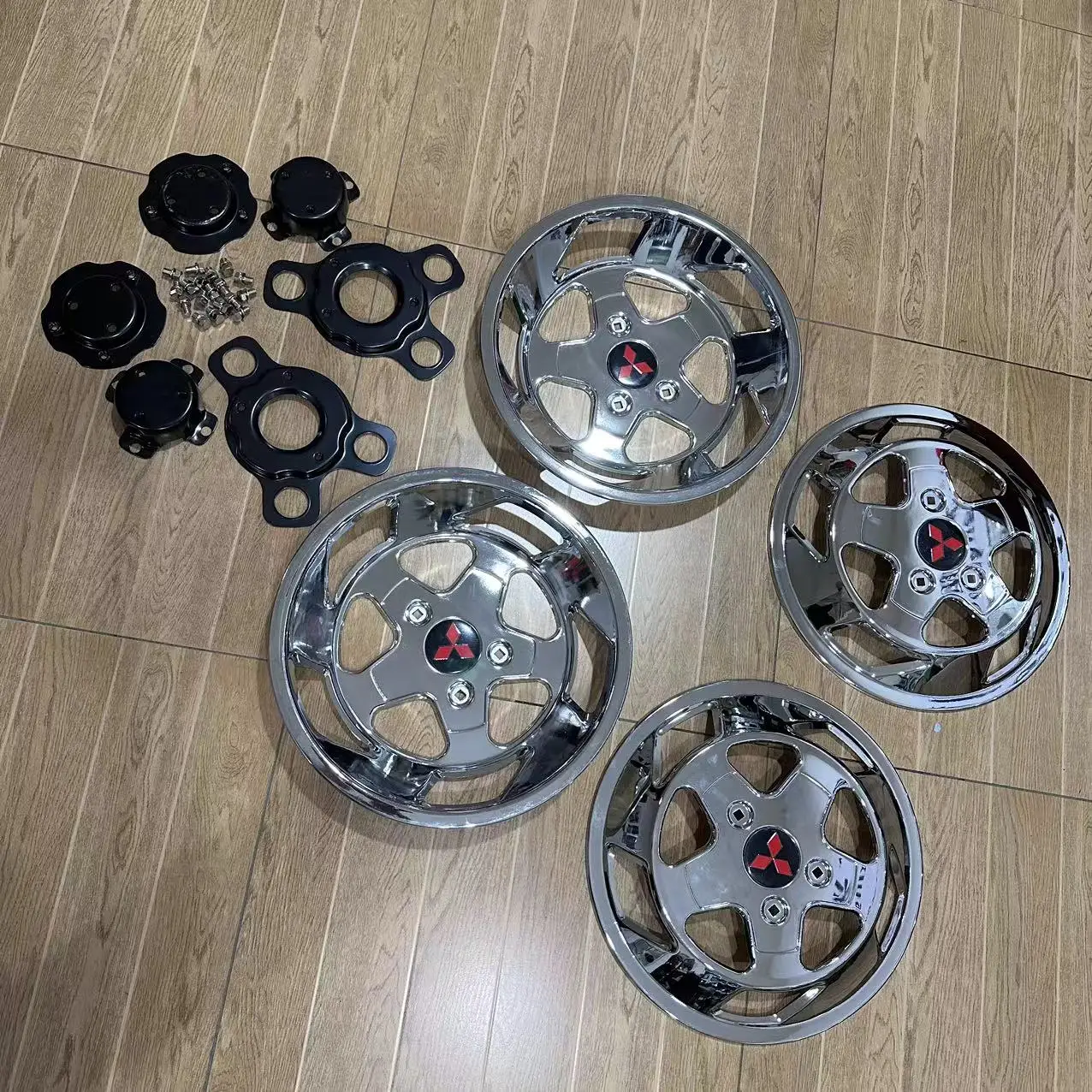 GHCD New Product High Quality/ Factory Price/ Japanese Truck Chrome-plated Wheel Cover for Mitsubish Canter05/10 factory