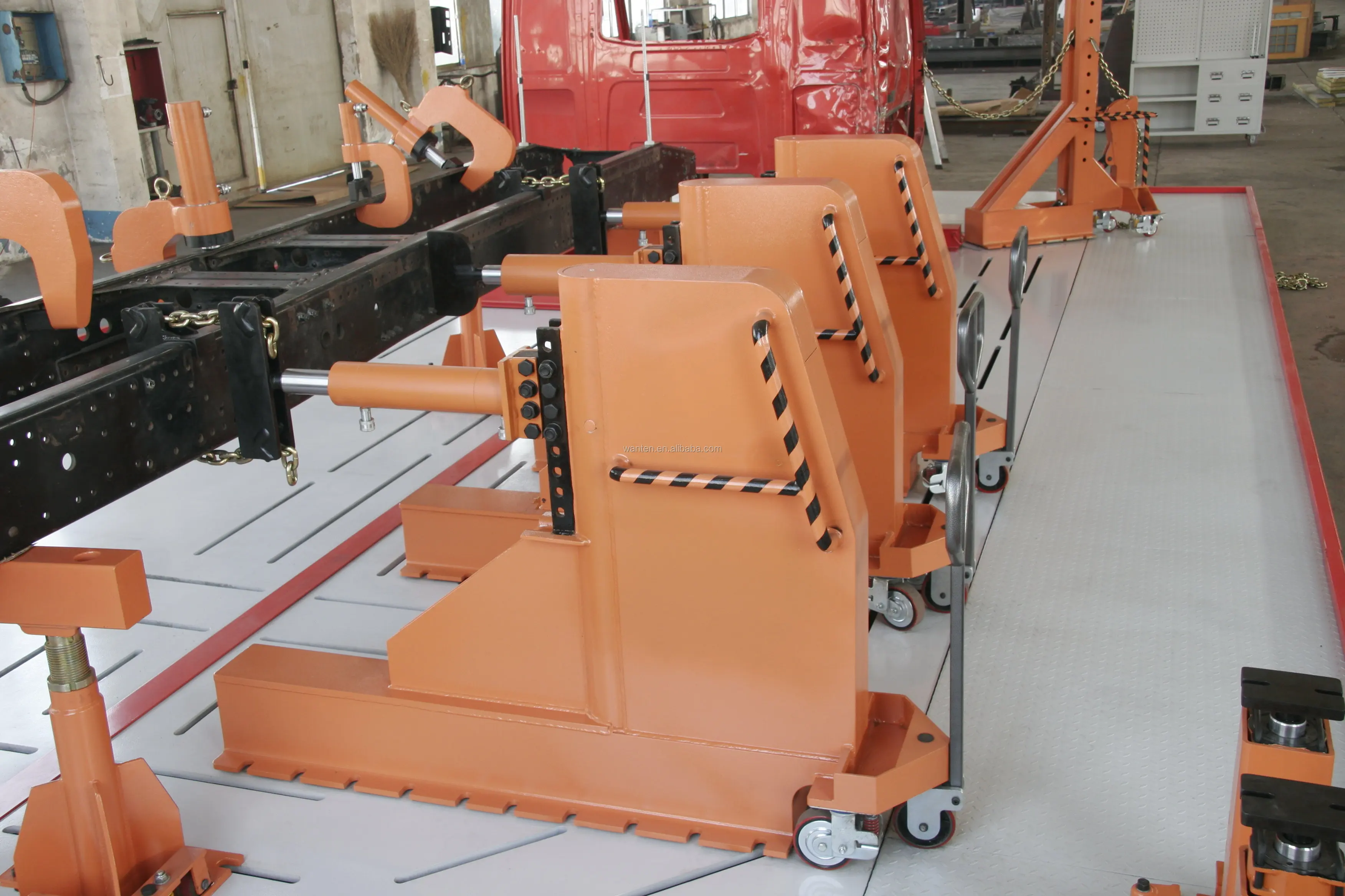 Heavy Truck Chassis Straightening Machine Semi Truck Frame Repair