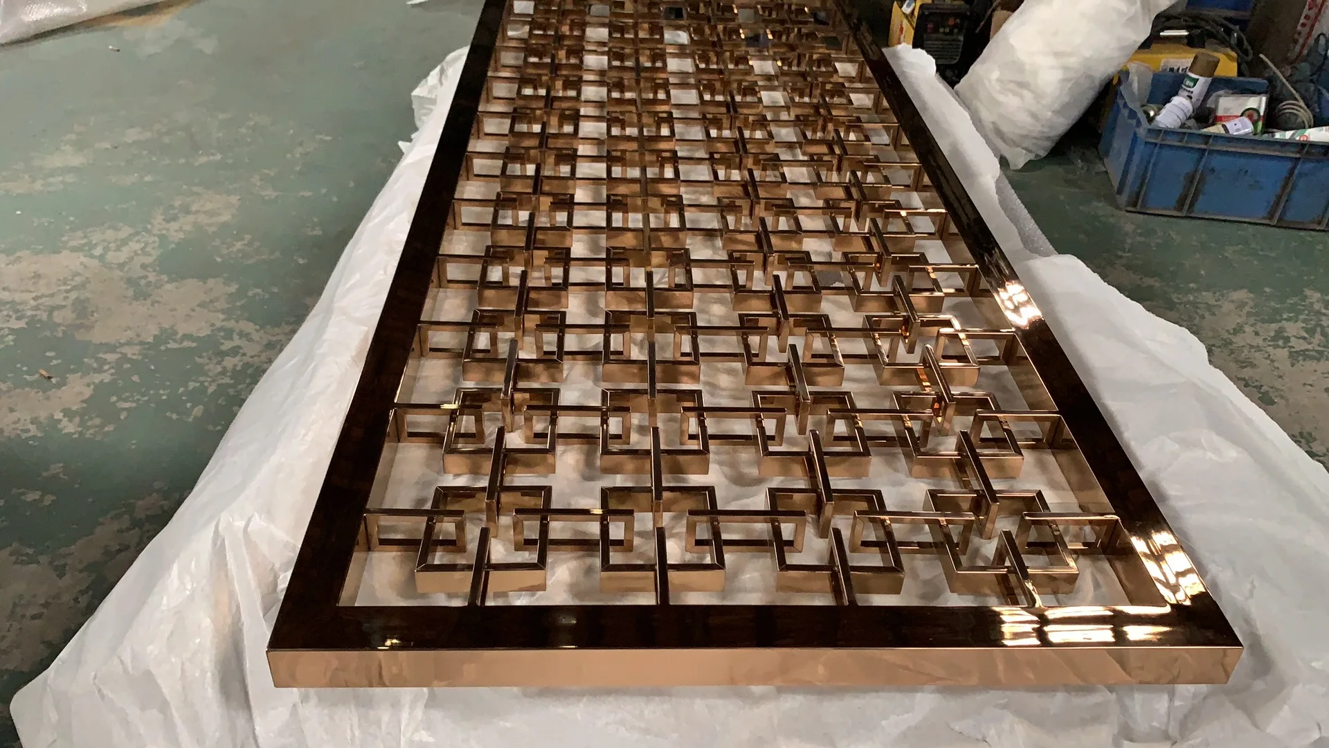 Homedeco Square Knot Factory Price Decorative Laser Cut Metal Screen ...
