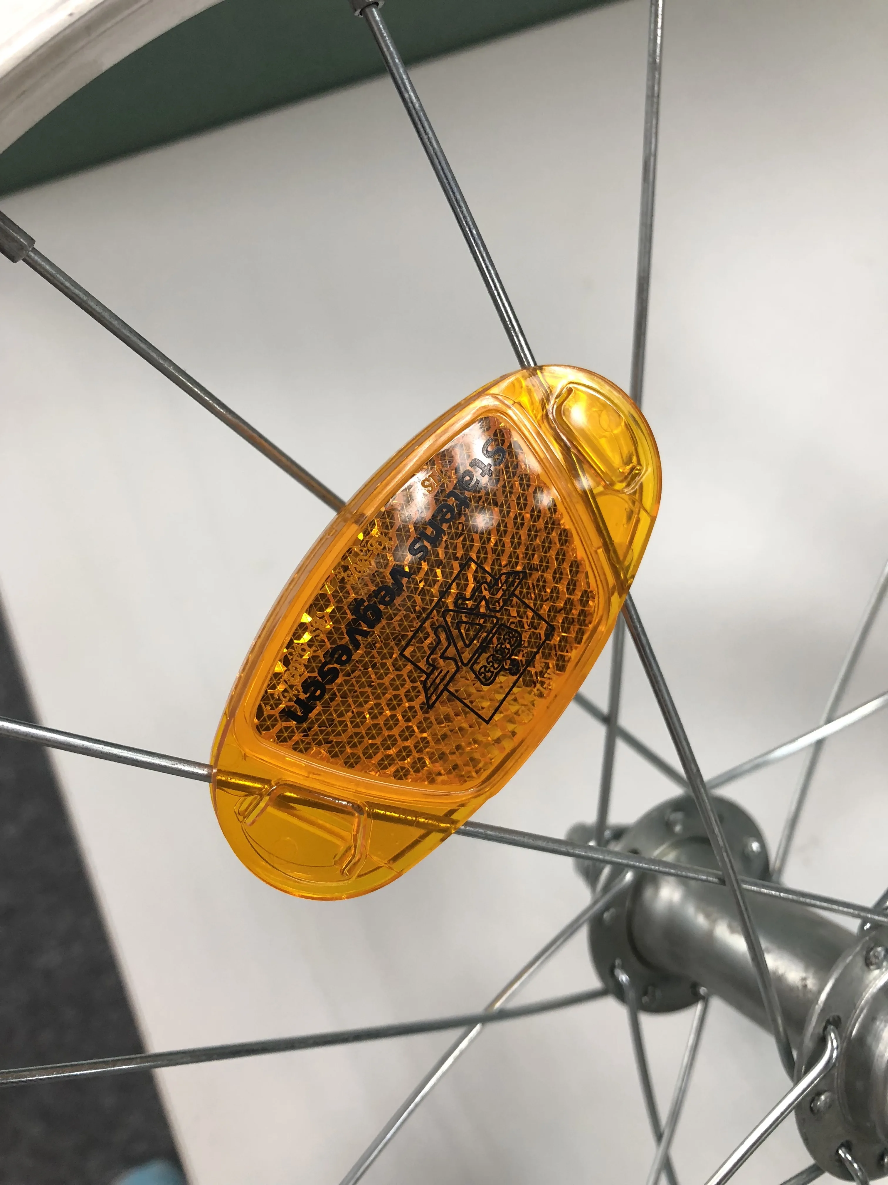 工厂供应自行车零件反射-自行车反光板讲 kb303