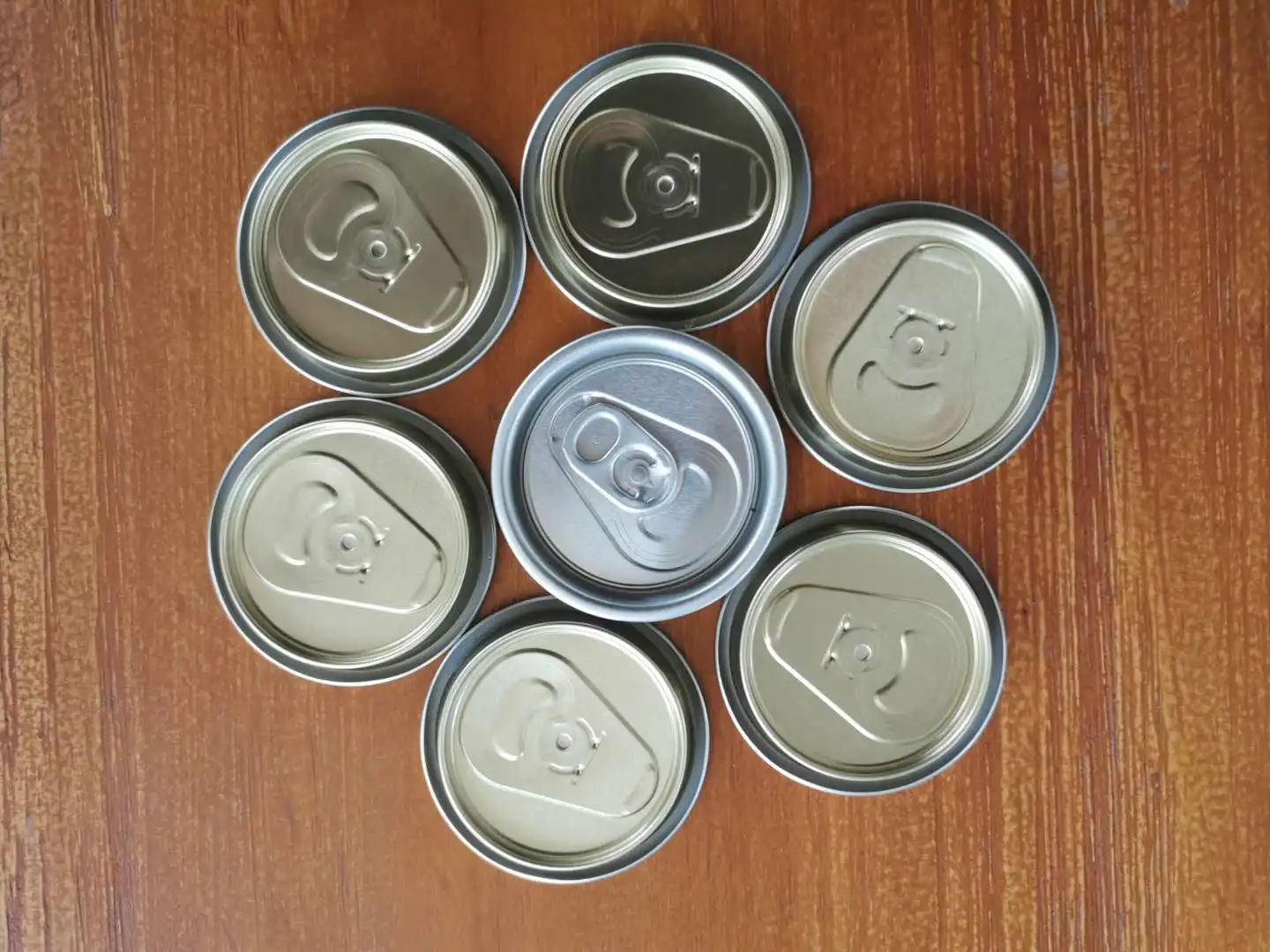 product-Wholesale food grade empty customized aluminium beverage and beer can 330ml-Trano-img-3