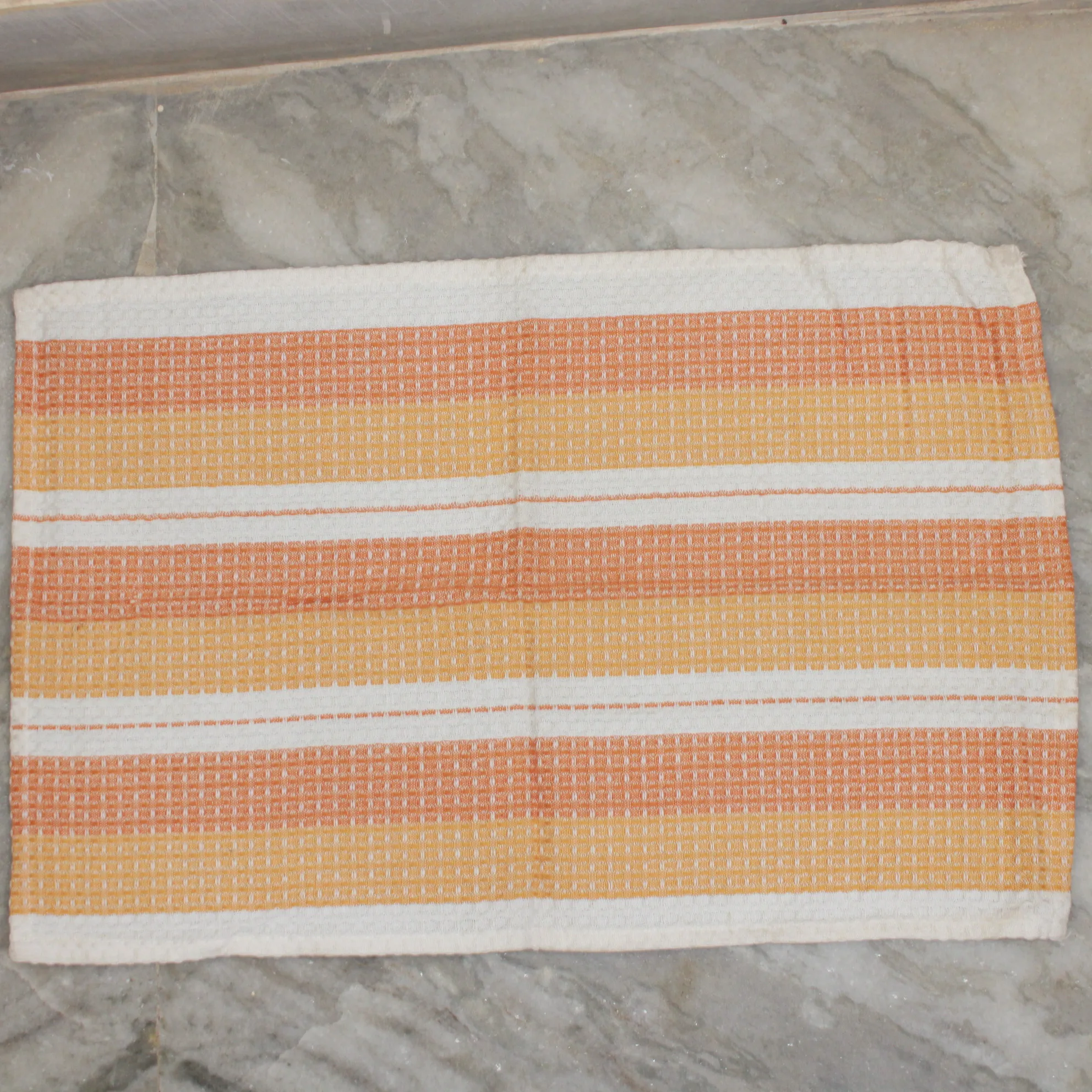 Towel 17(Main Image).JPG