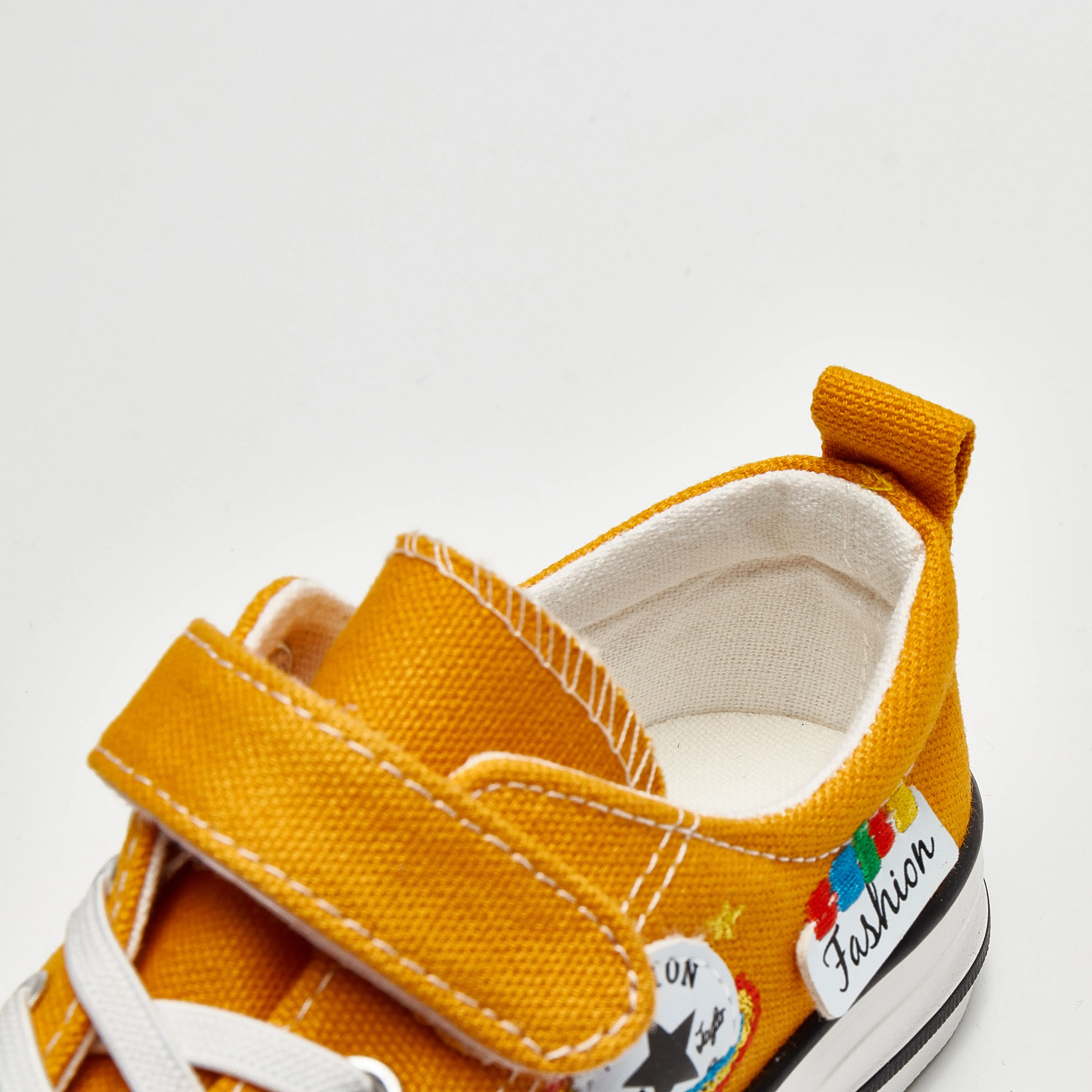 散装库存橡胶鞋批发便宜儿童儿童男孩女孩休闲帆布鞋