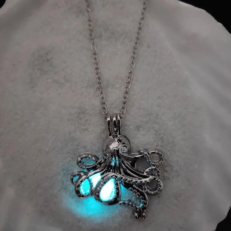 ヴィンテージグローインザダークカリブ海タコマンネックレスルミナスアニマルペンダントネックレスメンズパンクジュエリー Buy 発光タコネックレス 蛍光タコネックレス カリブ海 Product On Alibaba Com
