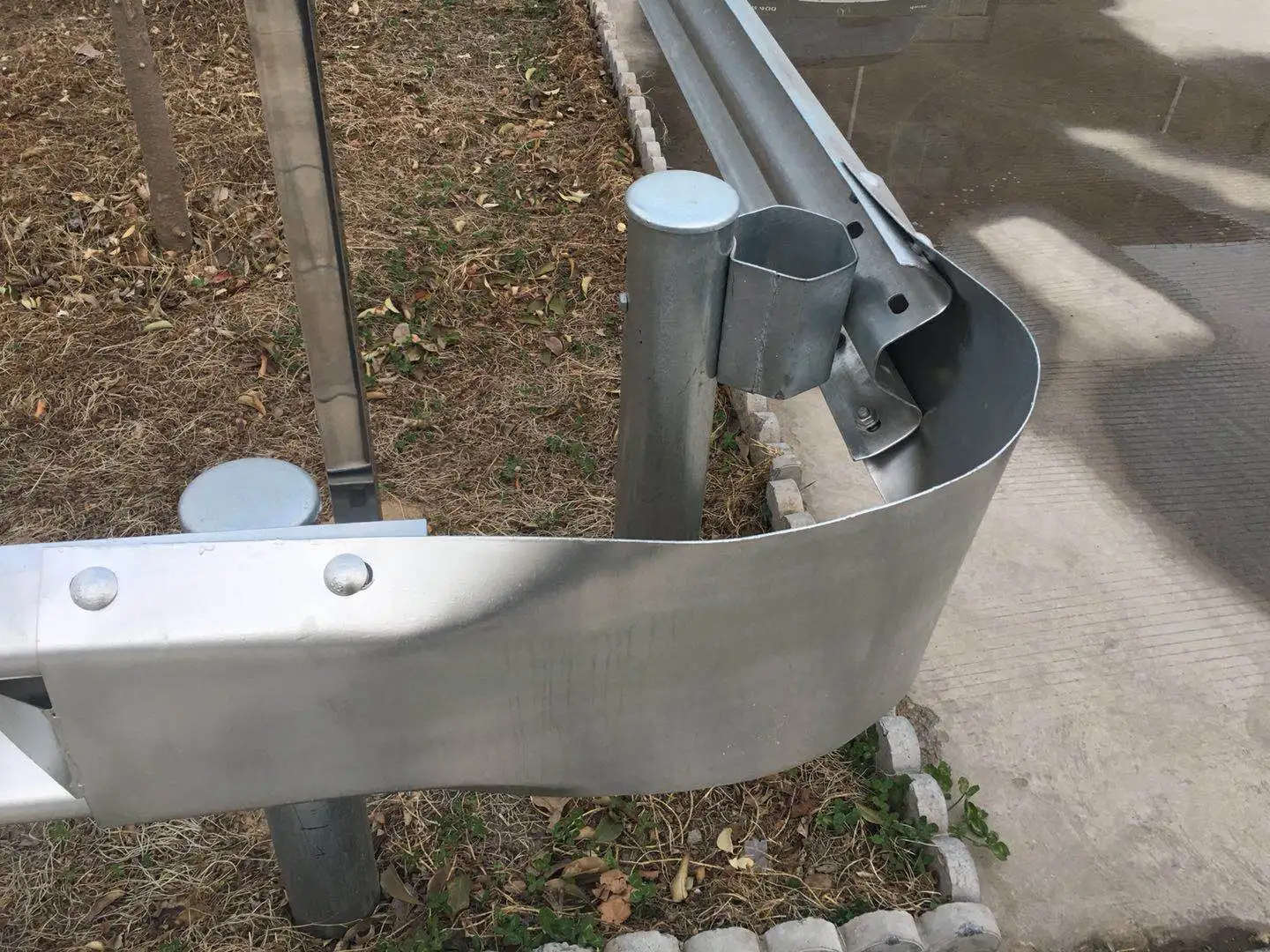 Traffic Safety Barrier W Beam Guard Rails Protecting Road Used Safety