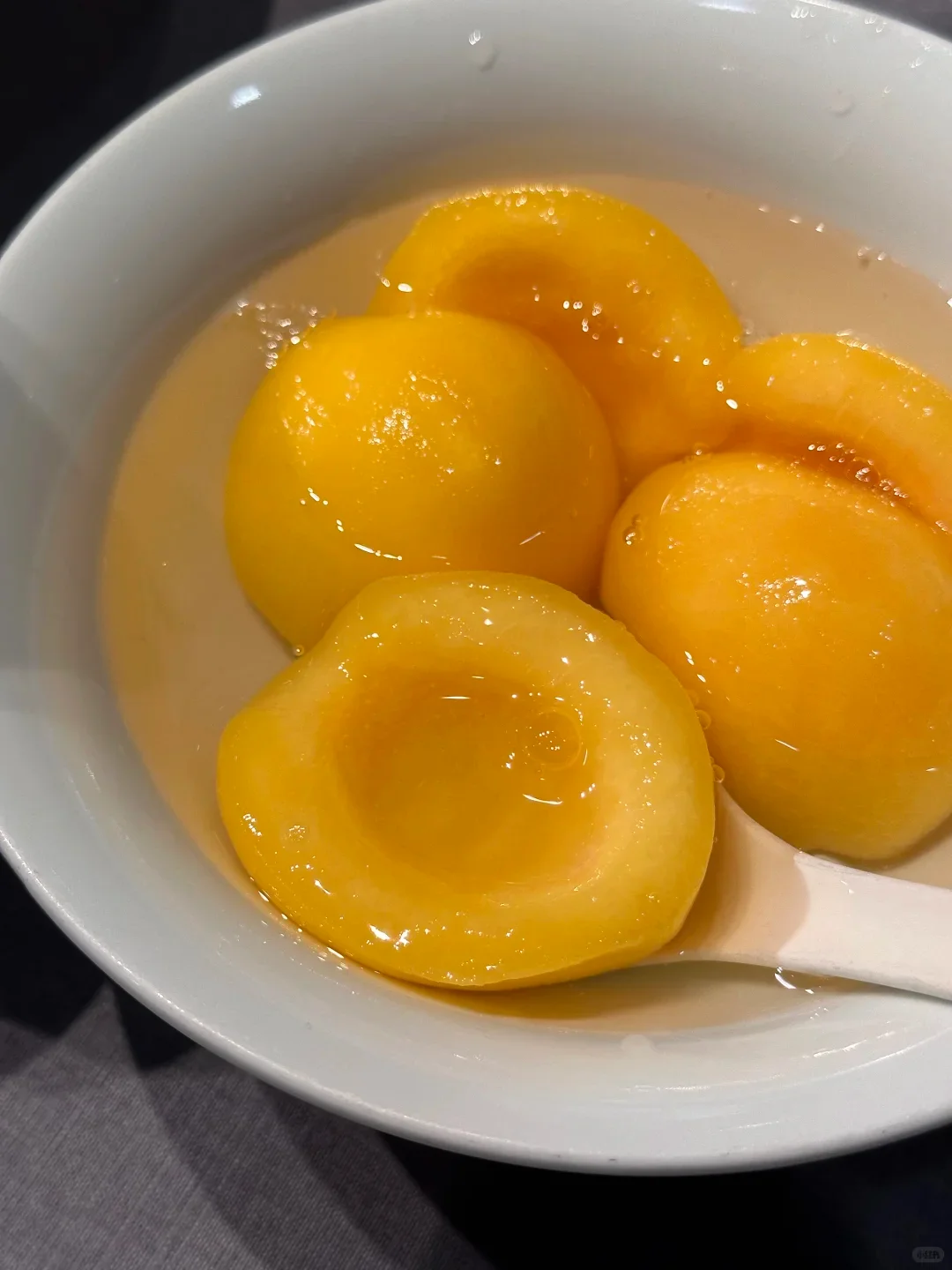 Top Quality Sweet Healthy Fruit With OEM Brand Canned Yellow Peach Halves/Slices Canned Fruit