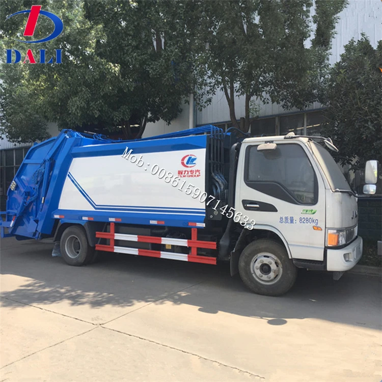 garbage truck (4).jpg