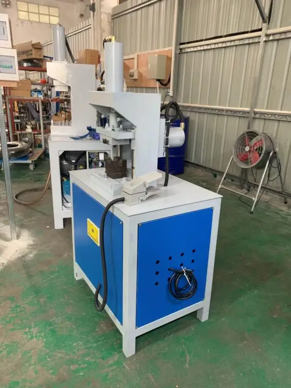 mmexport1595324971516.jpg