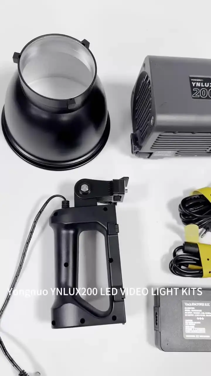 YONGNUO LUX200 YNLUX200 200W 2700K-6500K Bowens Mount Handheld