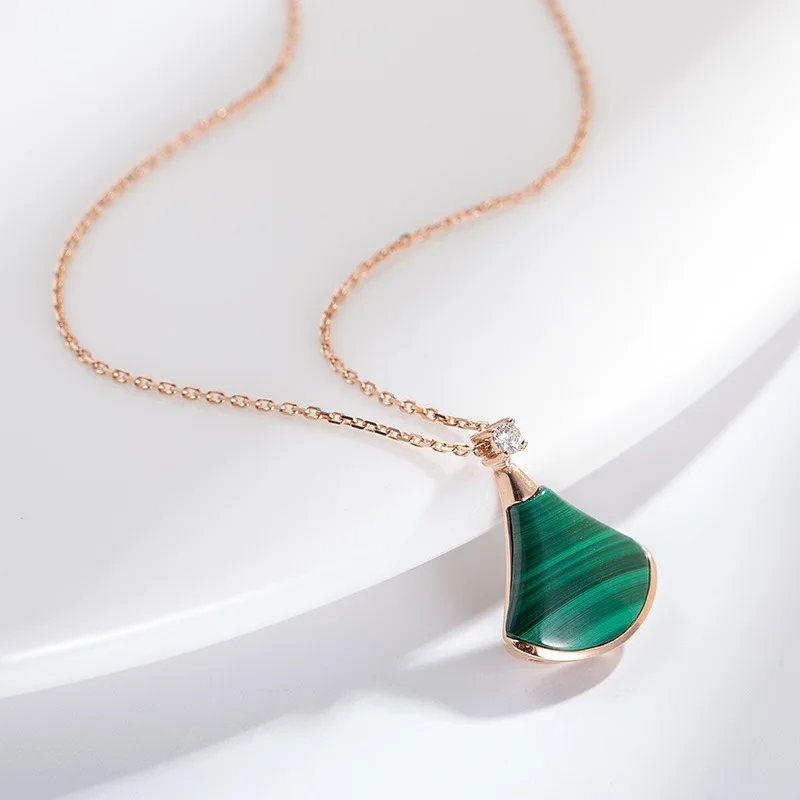 22661887065_1328830572