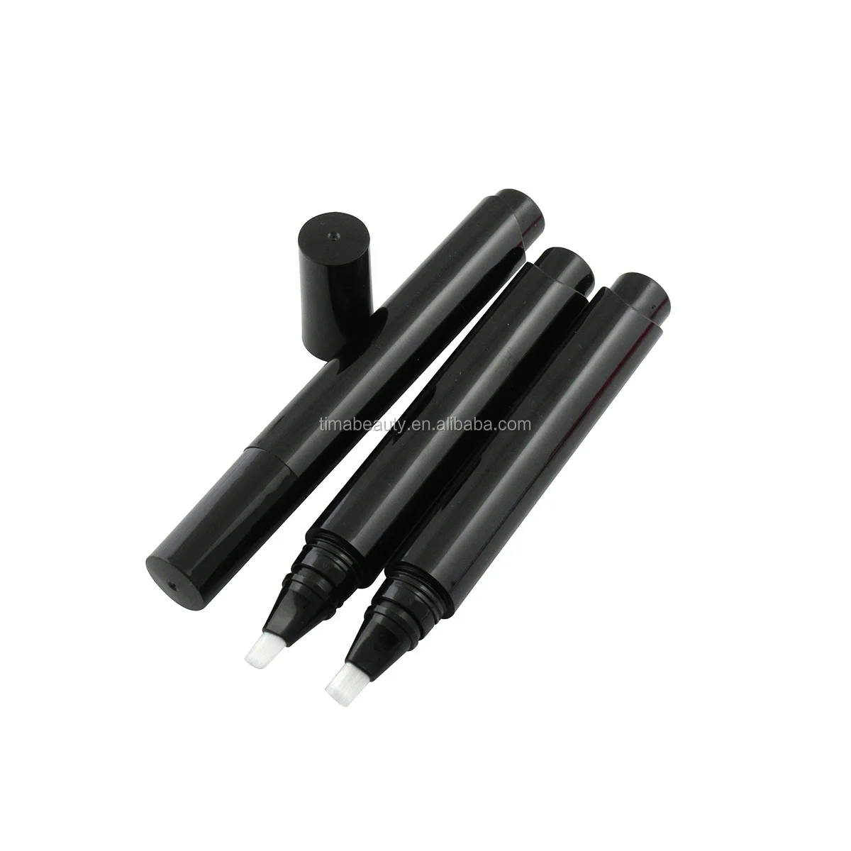 concealer with brush applicator