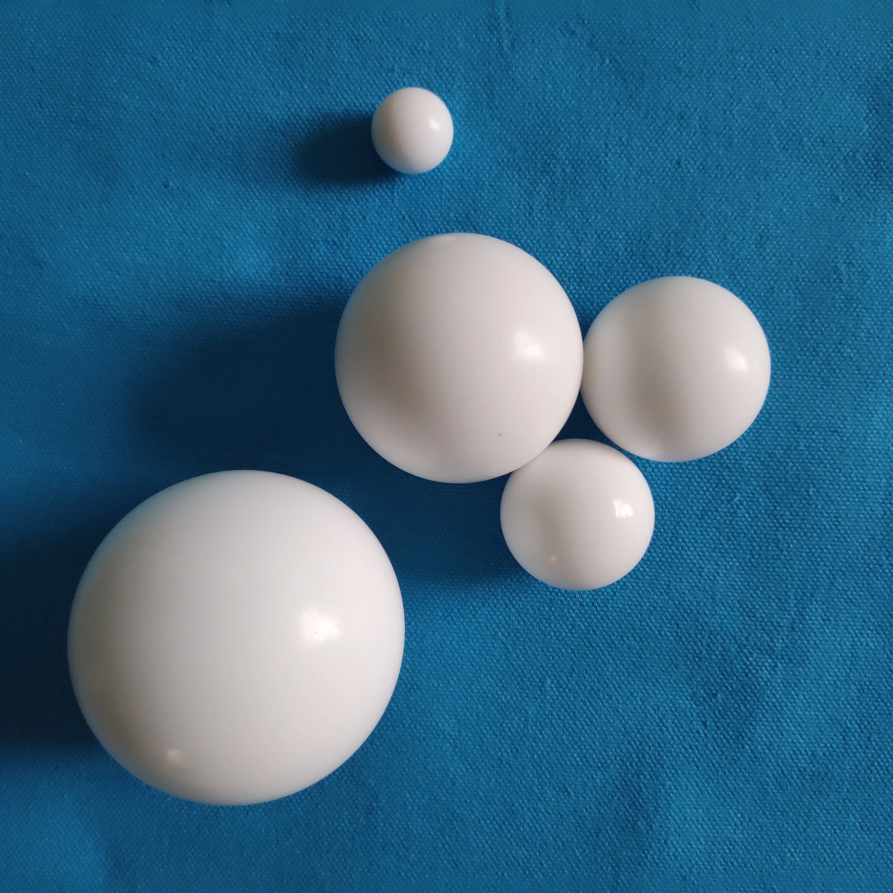 CF050-039-600 ptfe ball factory