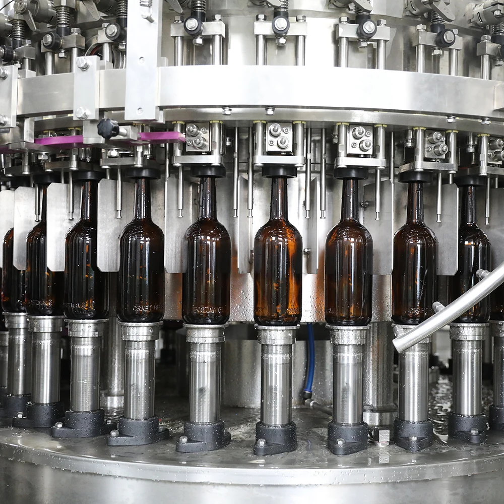 全自动玻璃瓶碳酸饮料 3 合 1 灌装机啤酒装瓶设备