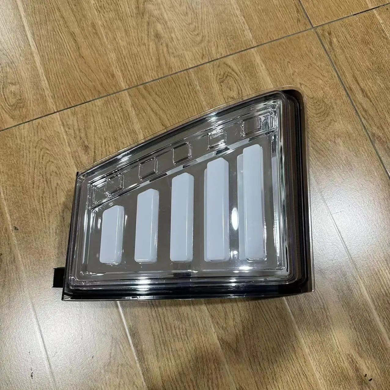 GHCD Hot Selling High Quality Factory Price  Yellow Running Corner Lamp for  ISUZU NQR/NPR/FRR factory