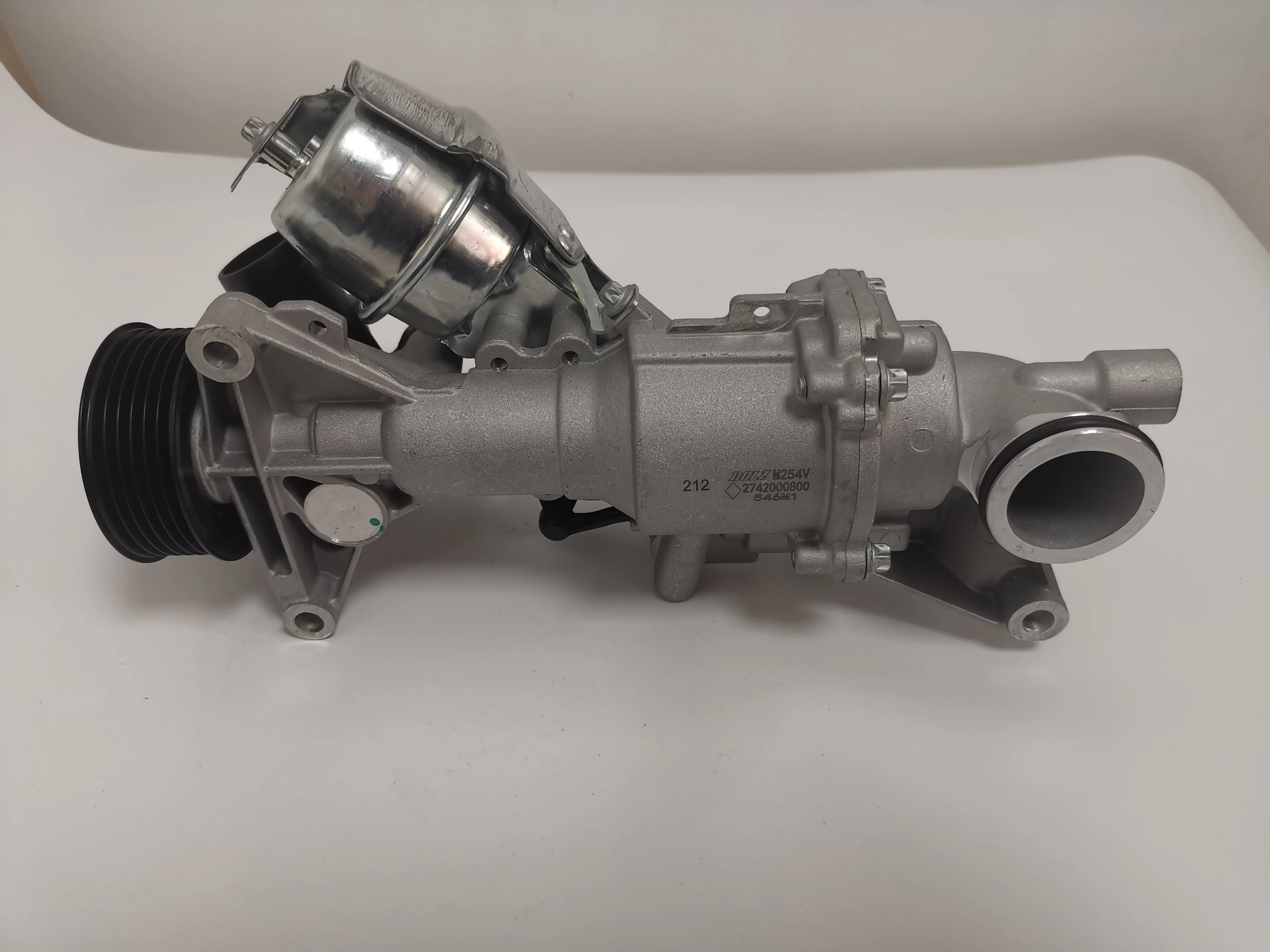 Car Engine Electric Water Pump Assembly For Mercedes Benz C300 E250