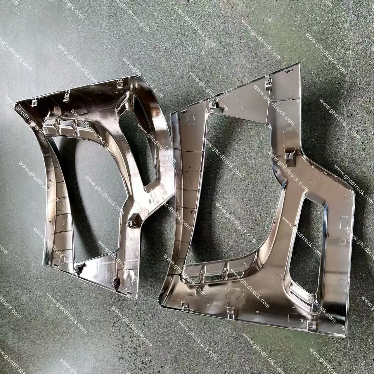 isuzu plastic-4