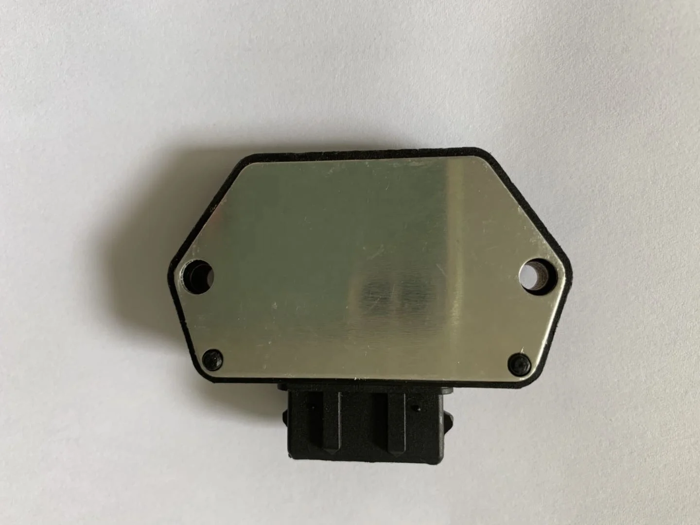 opei corsa a掀背车vauxhall nova corsa点火控制模块90243618 mk1 90