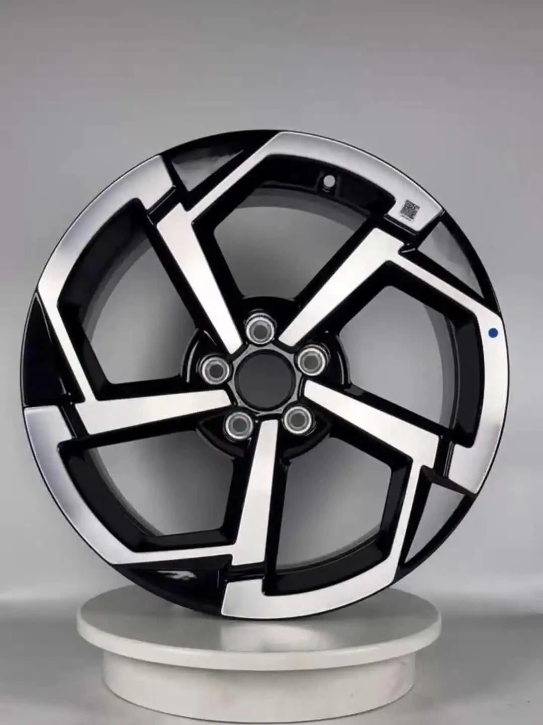 Chery Explore 06 18-Inch Aluminum Alloy Wheel - OEM Part