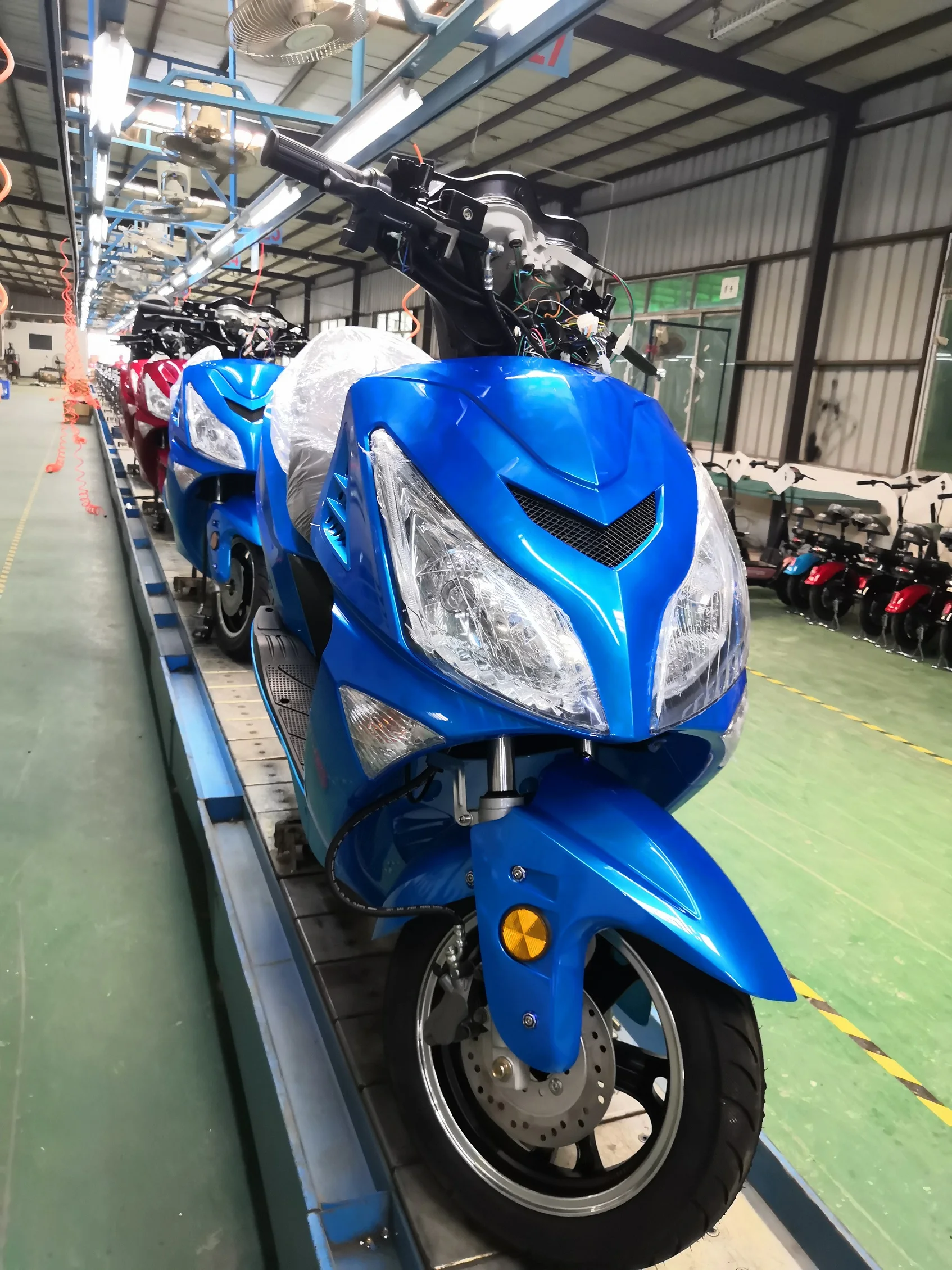 1500w 72v 20ah Direct Selling Adult Electric Motorcycle scooter 2020