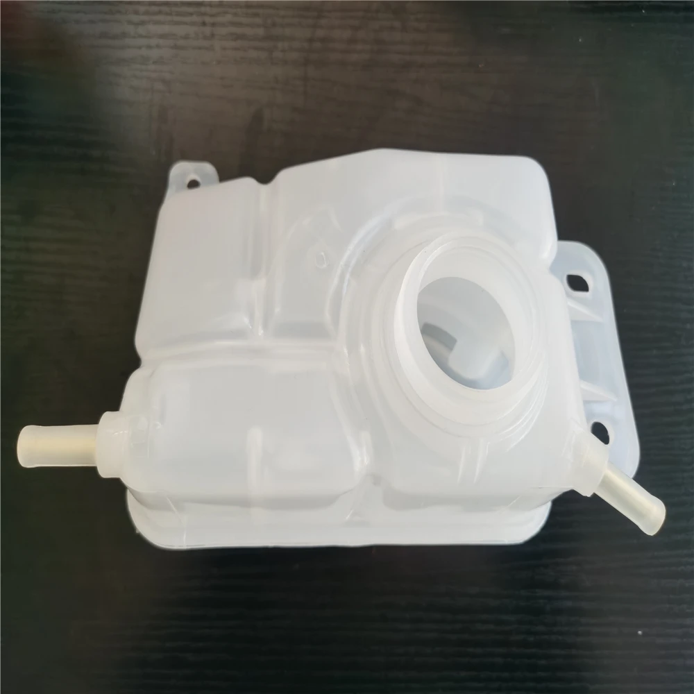 2021 Genuine Car Spare Parts Expansion Coolant Recovery Tank For Chevy