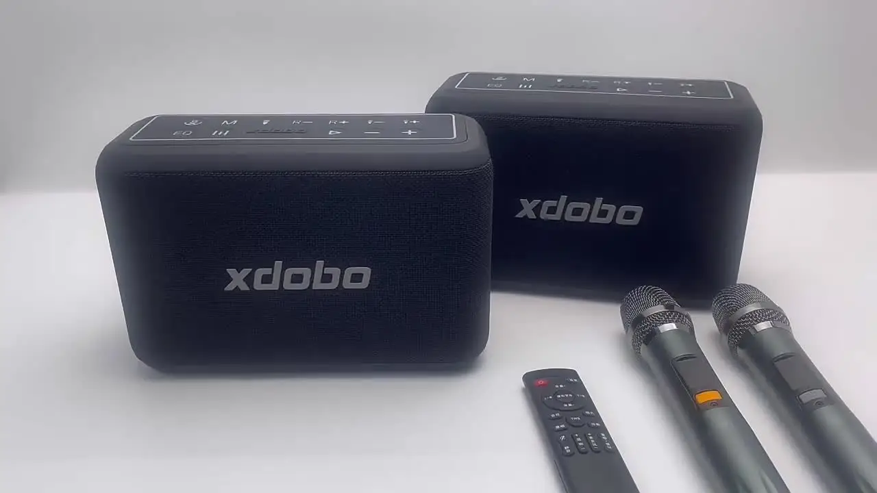 XDOBO X8 PRO 120W防水RGBポータブルスピーカー、マイク付き