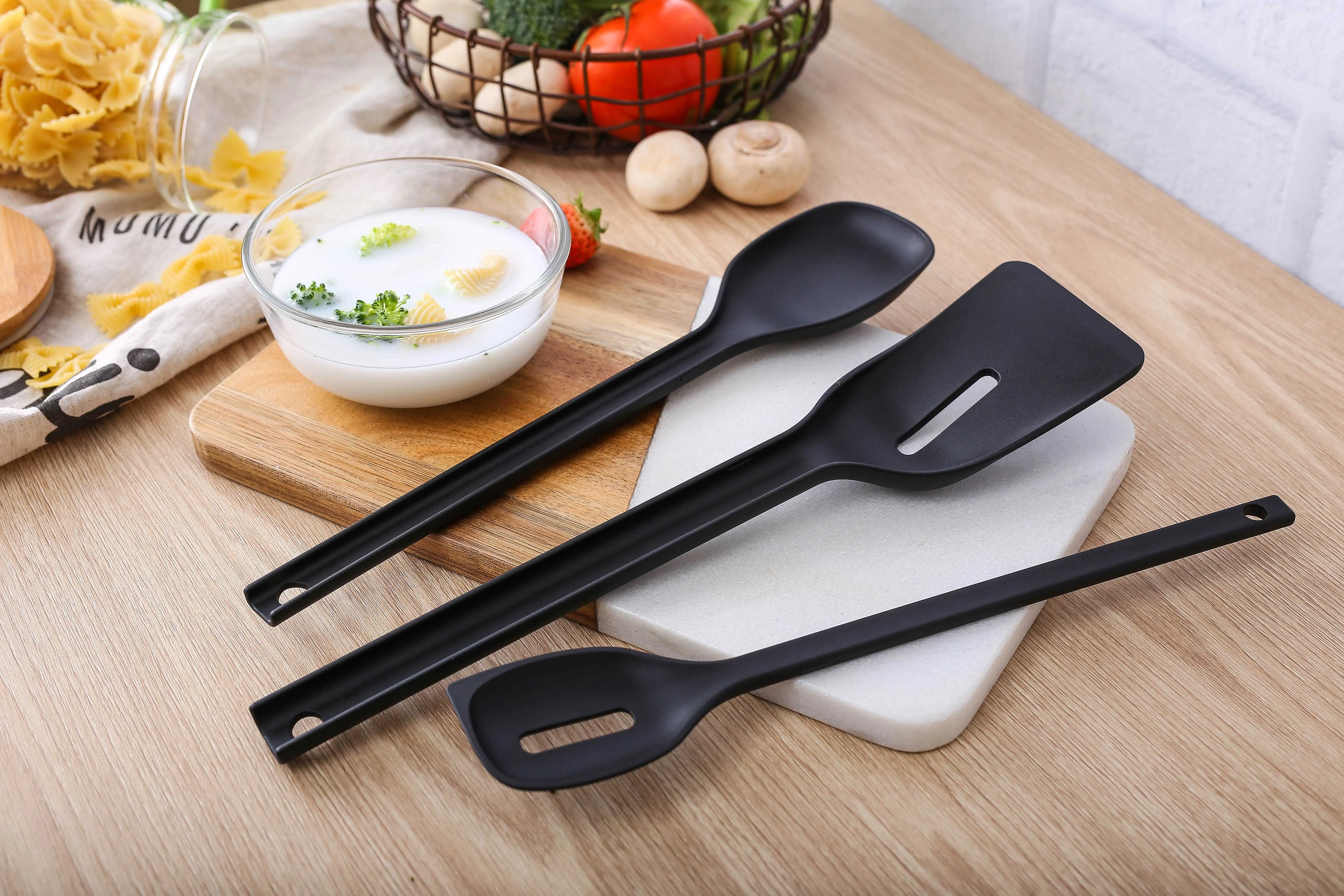 3 Pcs Professional Kitchen Mixing Cooking Tools Black Nylon Kitchen