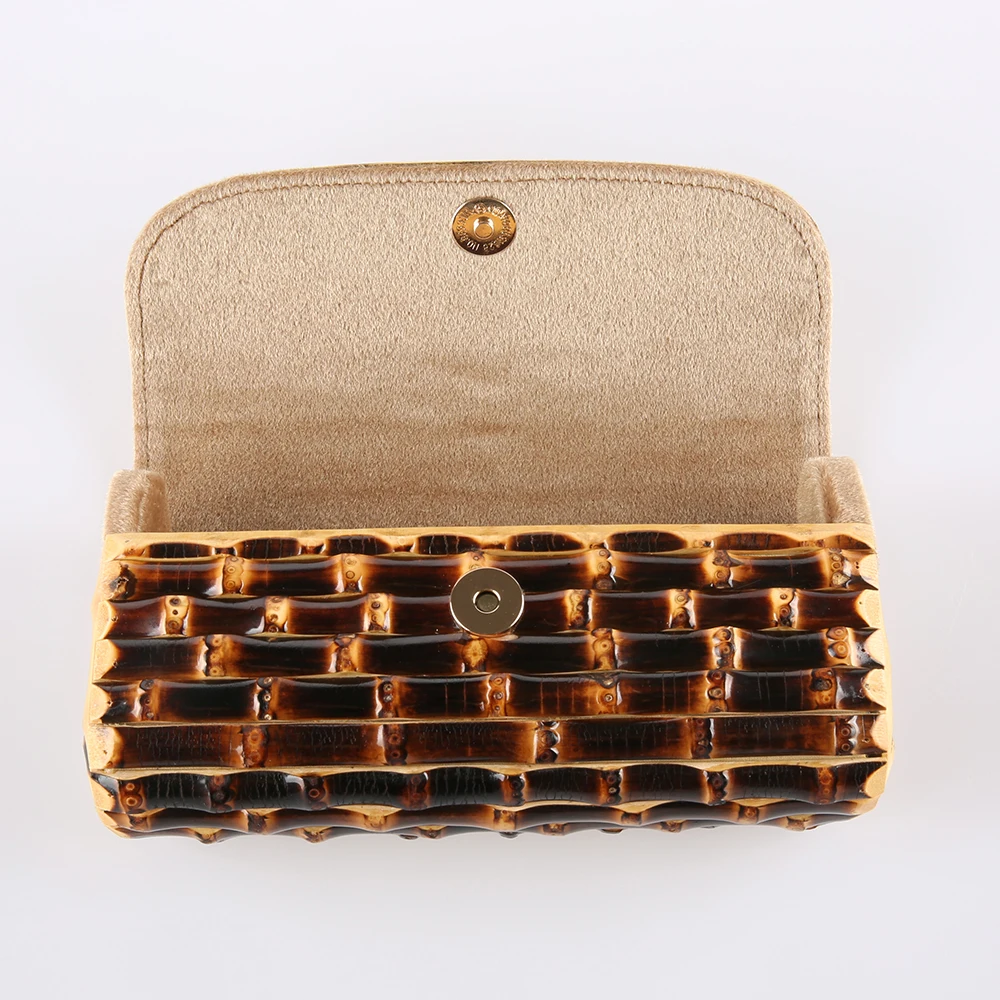 Vintage bamboo purse.JPG