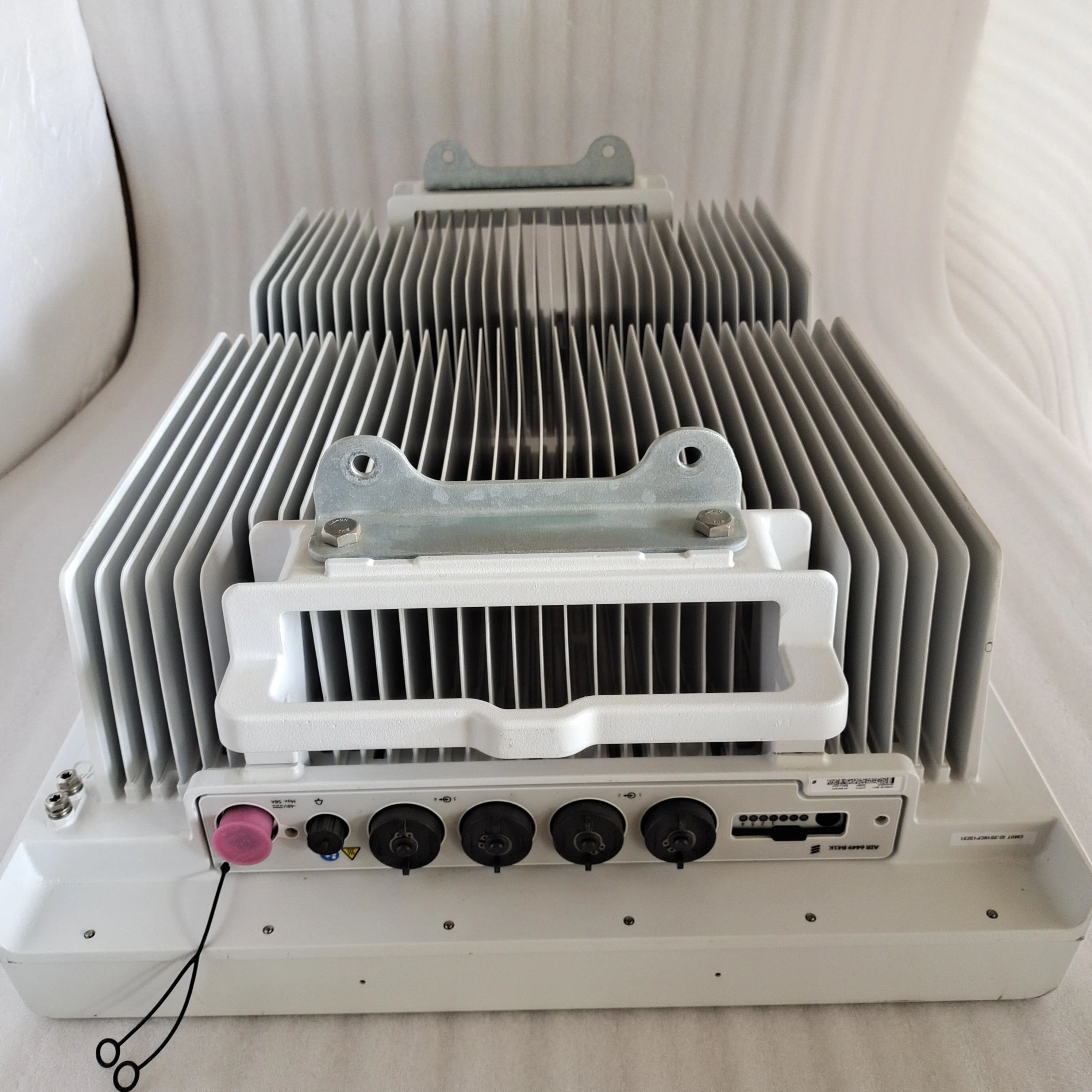 爱立信空气6449 B41K KRD 901 084/11 N78，64T64R，IBW200MHz，OBW 200MHz，AIR6488的 ...