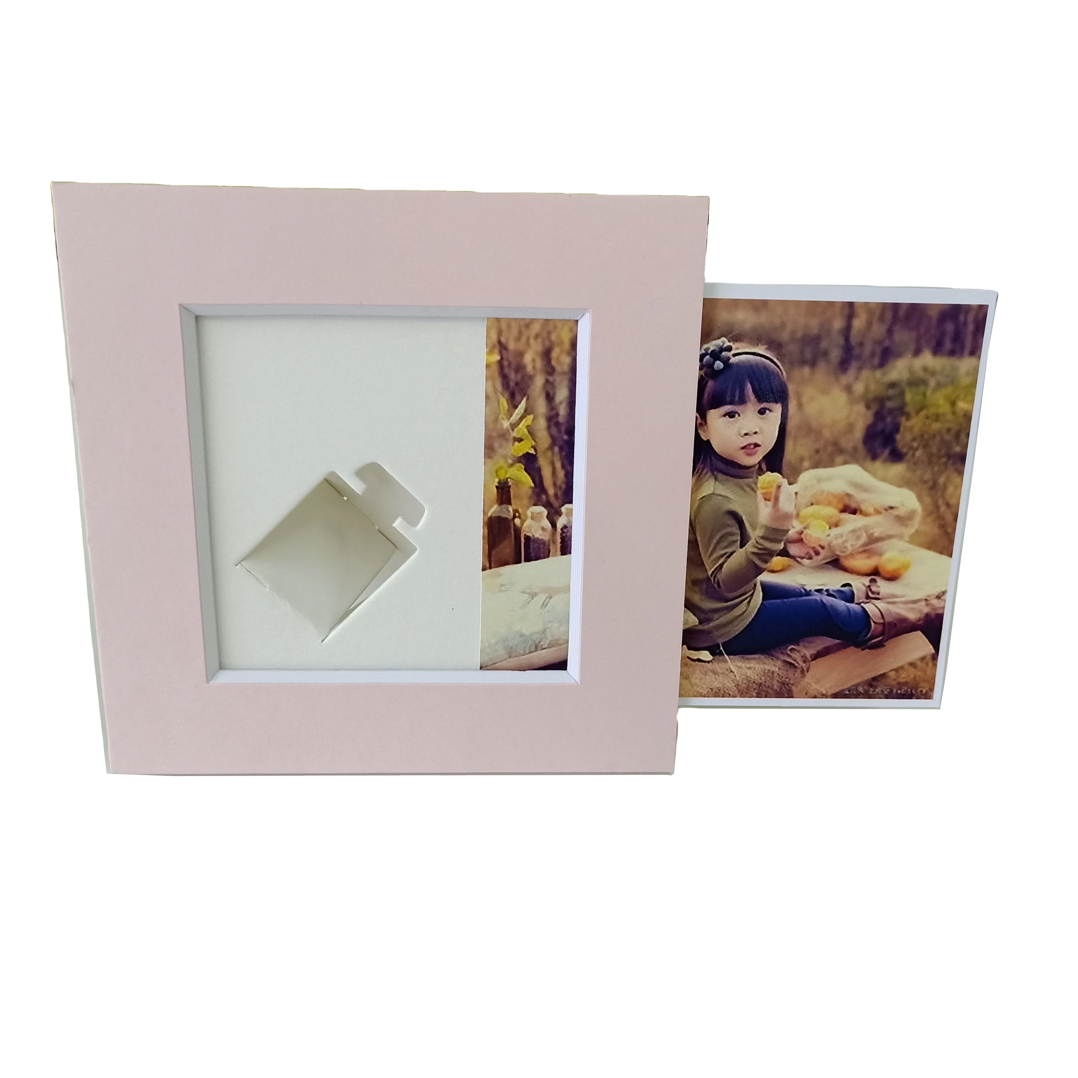 Best Selling White Core Acid free 5x7'' 8x10'' Photo Frame Cards Paper Frames for Photo Display manufacture