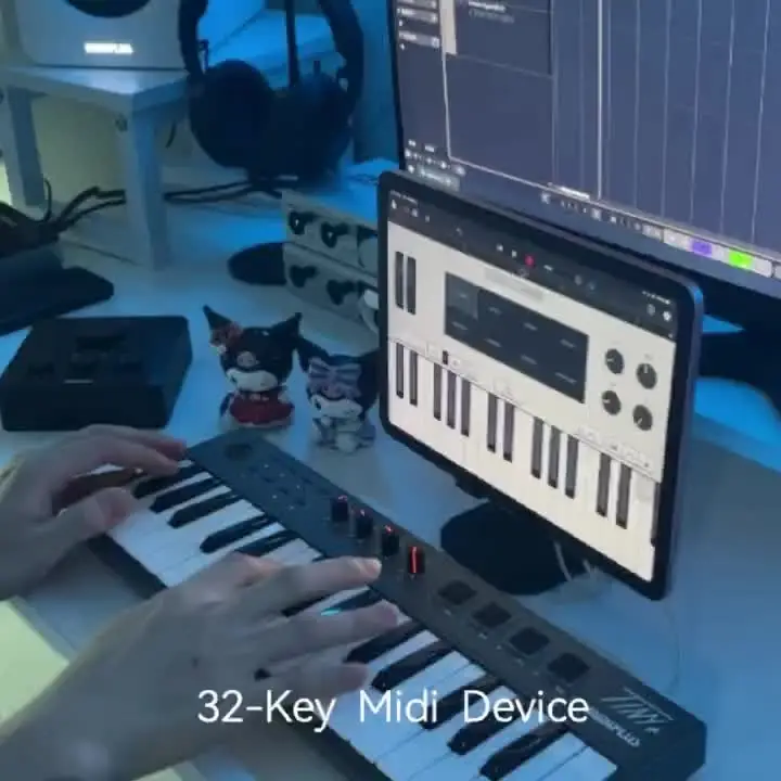 Midiplus Tiny + 32 Key Portable Mini Electronic Sound Controller