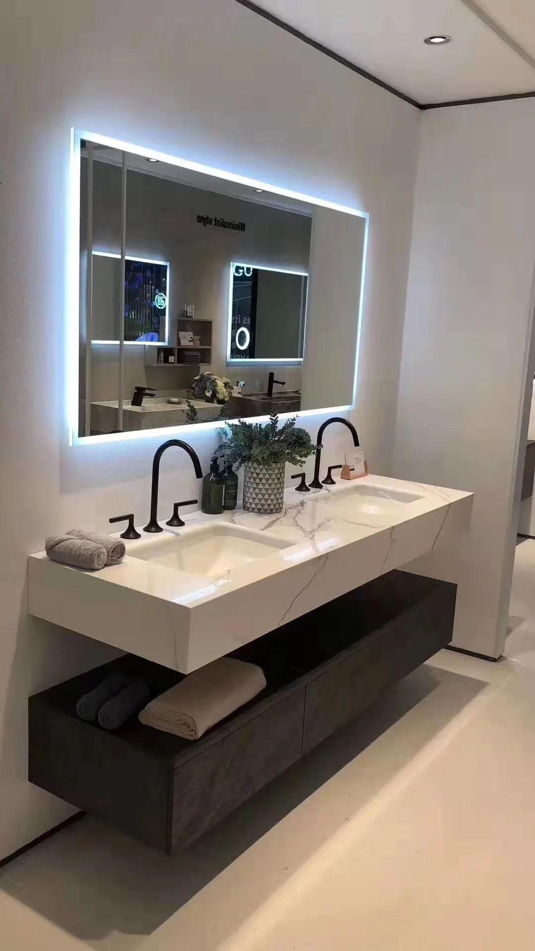 2020 Luxury Bathroom Furniture Double Sink Vanity Customized Made