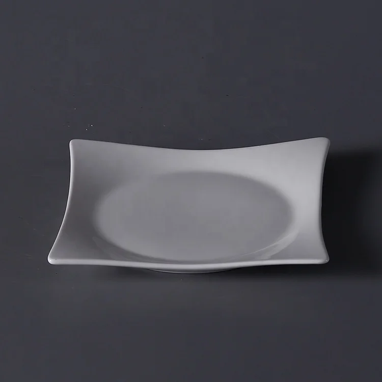 banquet plates