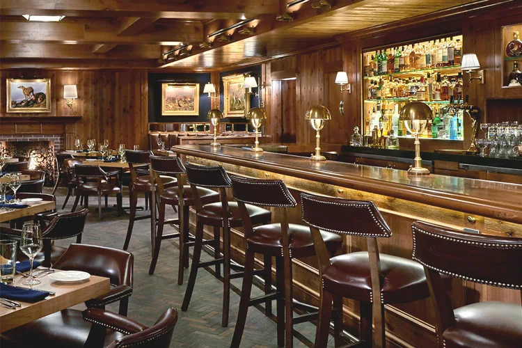 hotel bar 1205B.jpg