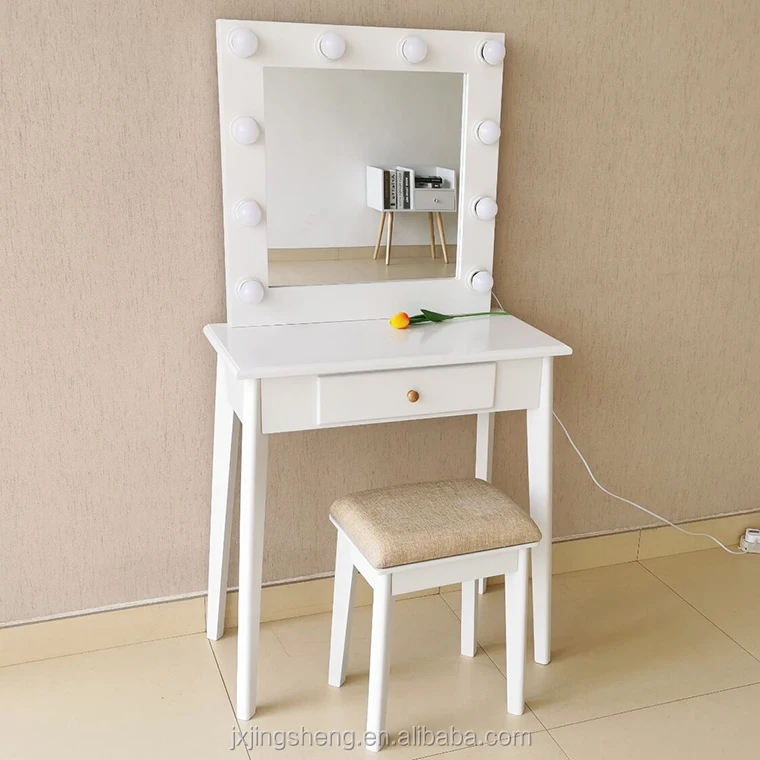lighted vanity table