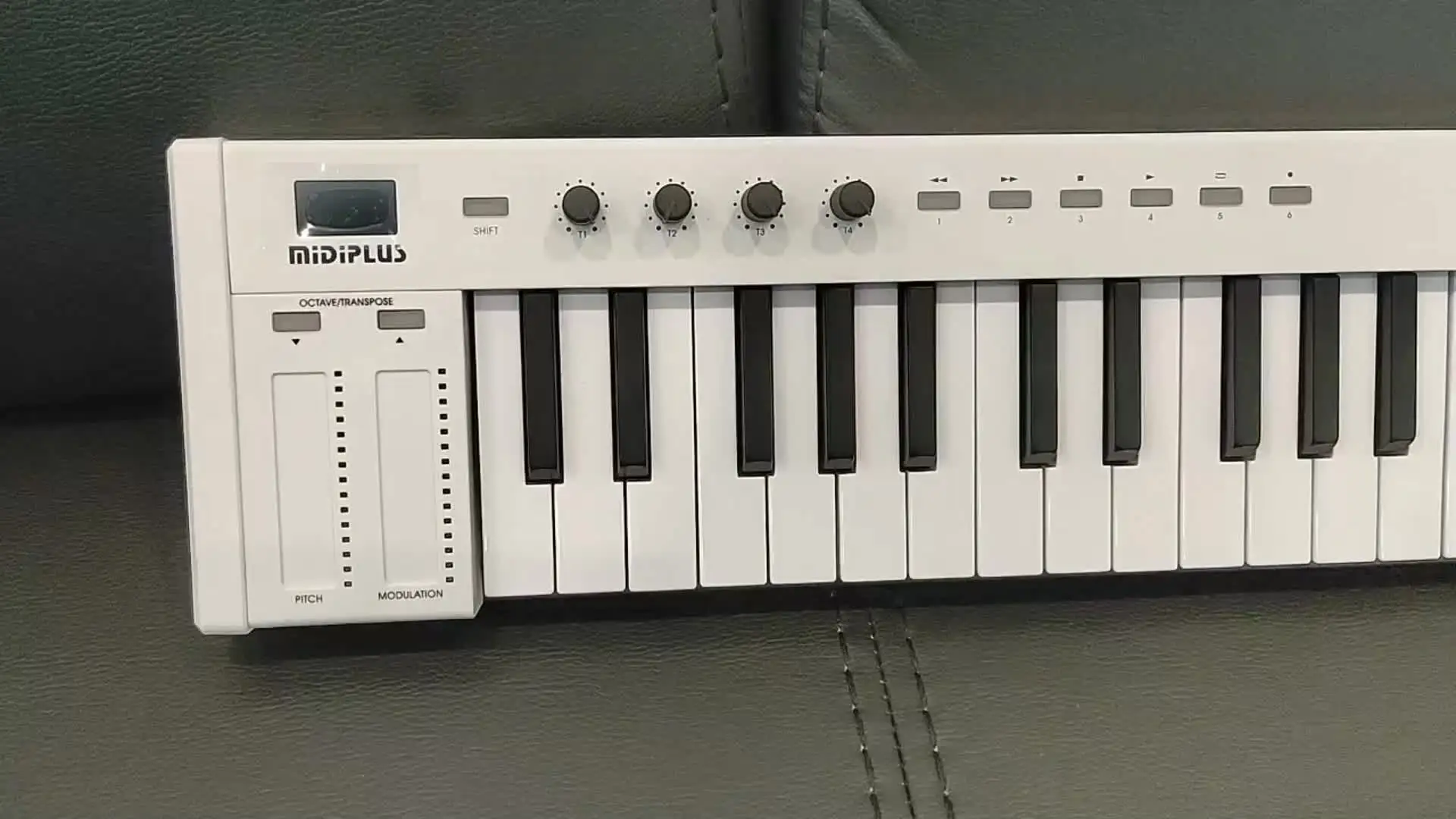 Midiplus X6 Mini Digital Electronic Keyboard - Portable & Versatile