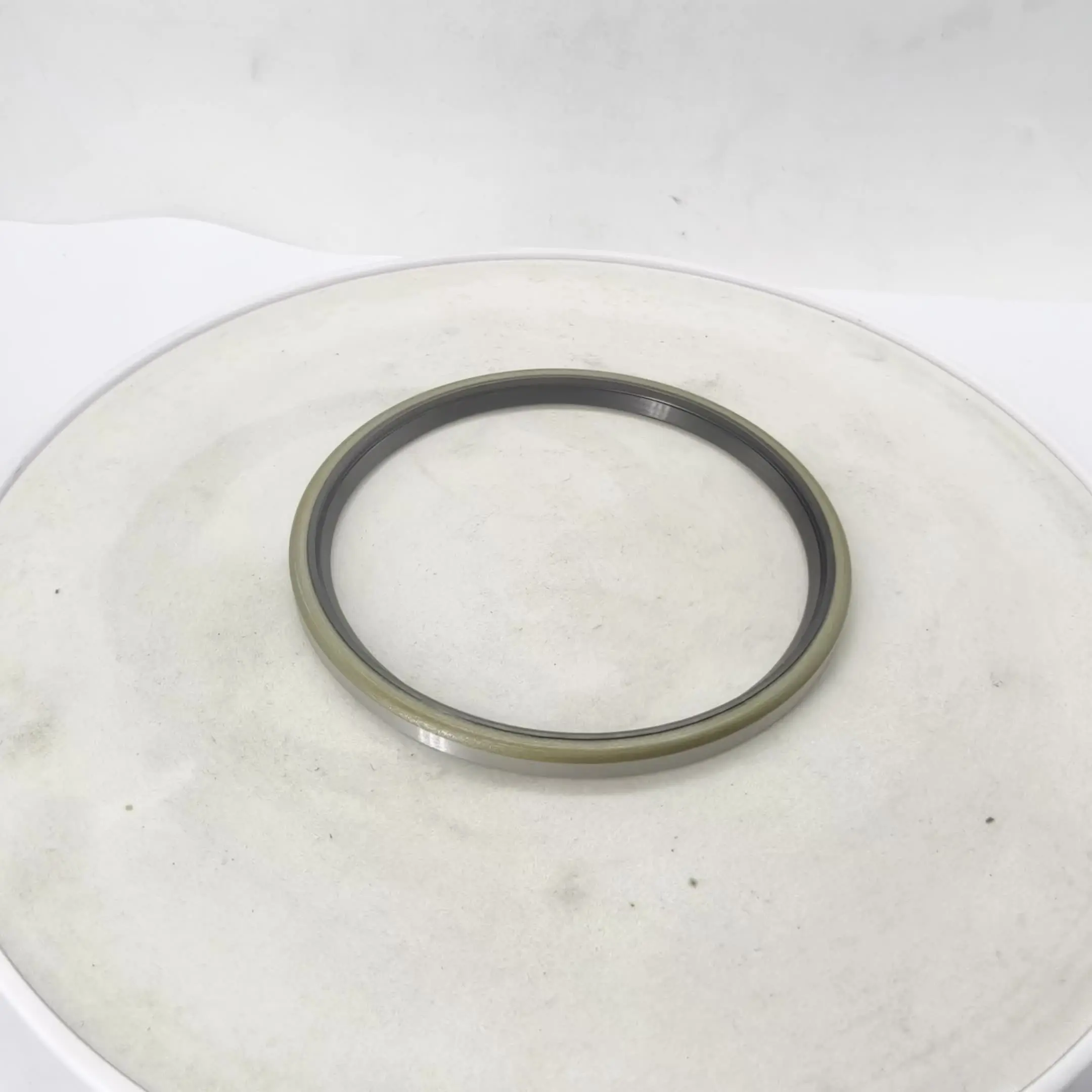 3C091-42160 BF4336E用于久保田拖拉机油封尺寸110*125 * 6毫米机械旋转