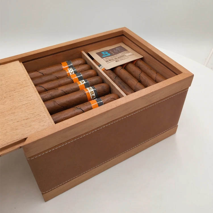 Wooden Cigar Box 0005.jpg