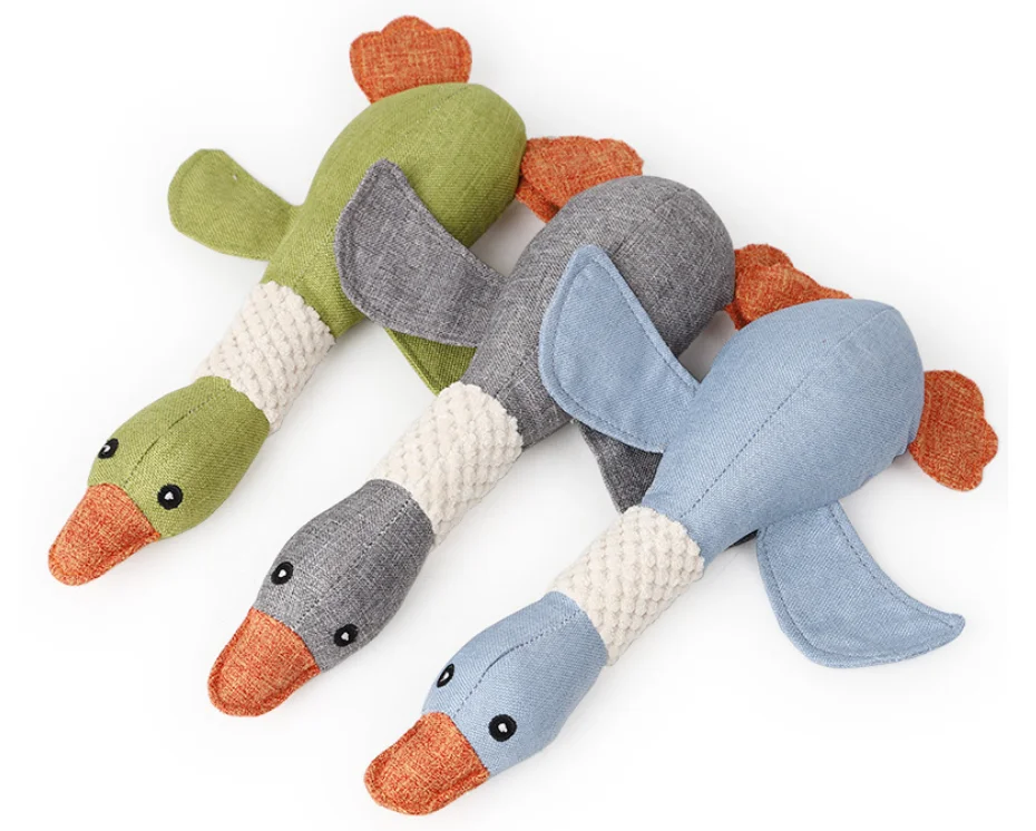 pet wild goose toy (1).png