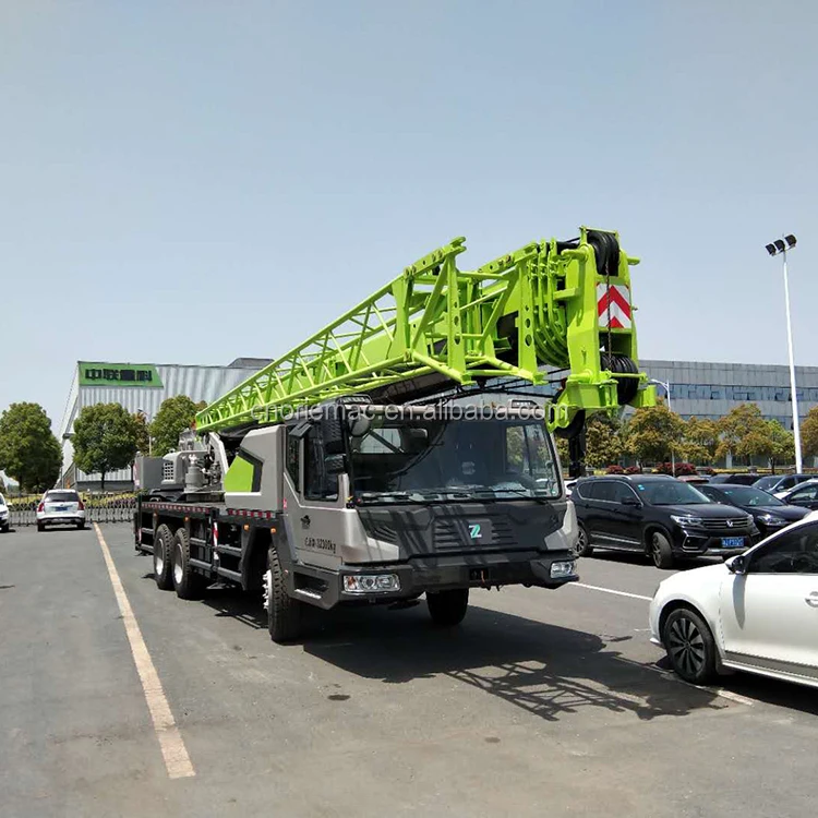 中联重科 25 吨二手卡车起重机 ztc250a552 卡车起重机